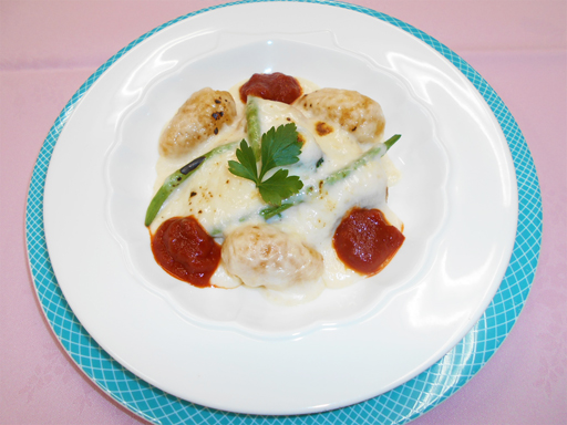 サーモンとブロッコリーのクリームグラタン